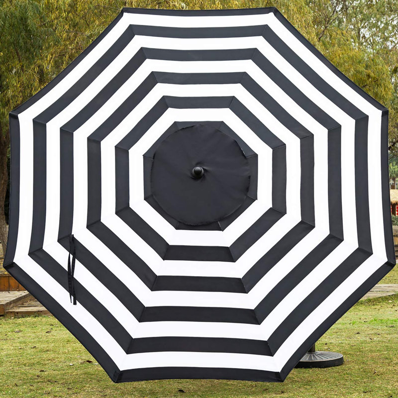 Parasol de patio extérieur 9 pi, parasol de table avec 8 nervures robustes, Black/White  