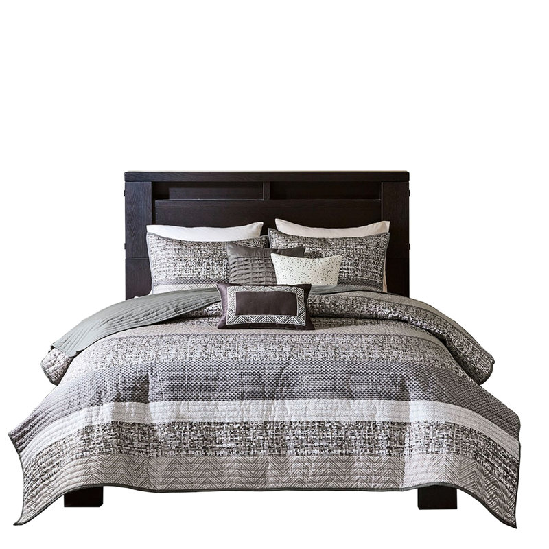 Courtepointe 6 pièces de luxe, taupe gris très grand / très grand - rembourré, lavable à la machine, coussins plissés avec coussins décoratifs, et taupe, broderie plissée décorative, facile à laver