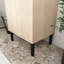 Meuble-lavabo moderne en chêne de 24 po avec lavabo en céramique blanche, portes à fermeture en douceur et structure autoportante pour plus de stabilité-246934028-246934026