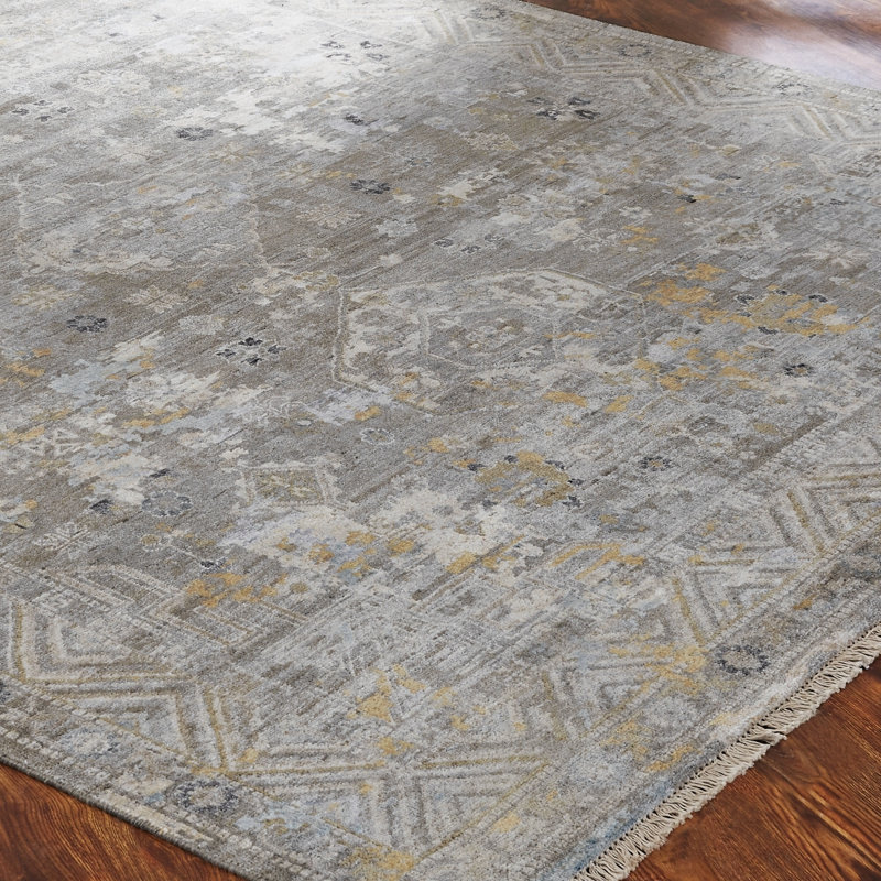 Heritage Revival Handmade Wool Floral and Oriental Area Rug, Rectangle 10' x 14'