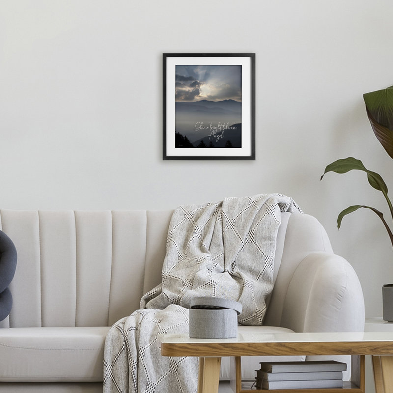 Shine Bright Mountain Landscape, reproduction encadrée sous verre, design par Lori Deiter, Cadre noir minuit