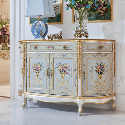 Armoire d'entrée peinte et créative