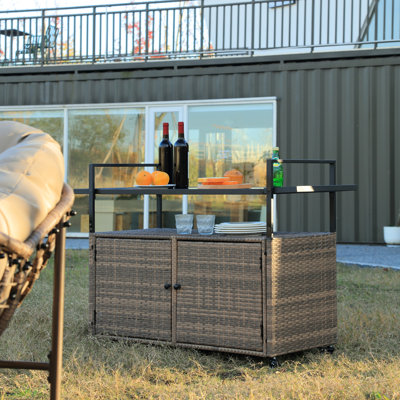 Chariot-bar polyvalent au bord de la piscine - avec plateau en verre et véranda à usage extérieur à roulettes lisses à 360 degrés