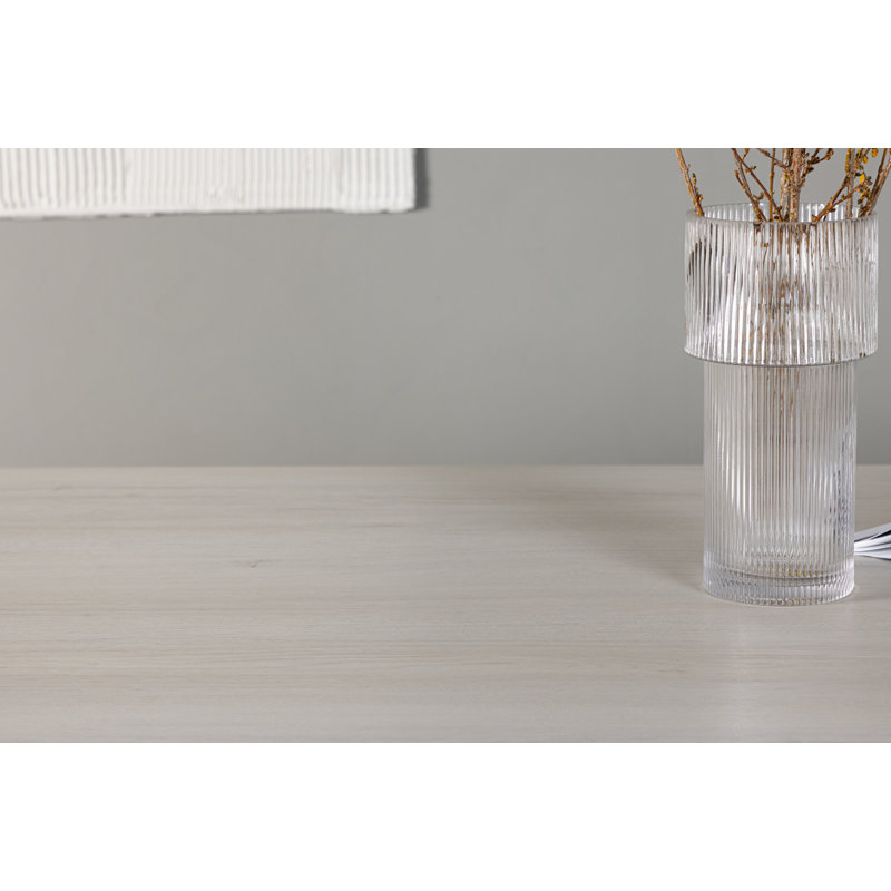 Nisrin Dining Table
