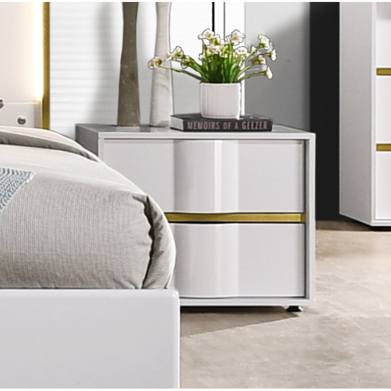 Milly 22.5" White with Gold Trimming Nightstand 