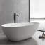 Baignoire de trempage autoportante à surface solide L 67 po x l 34 po