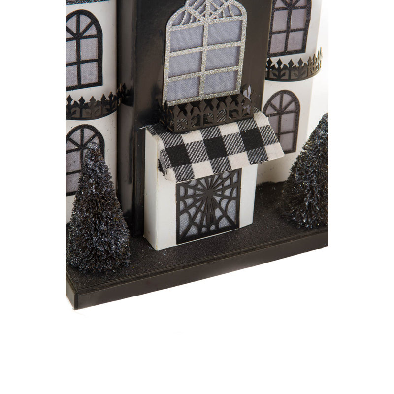 Maison hantée à DEL noire