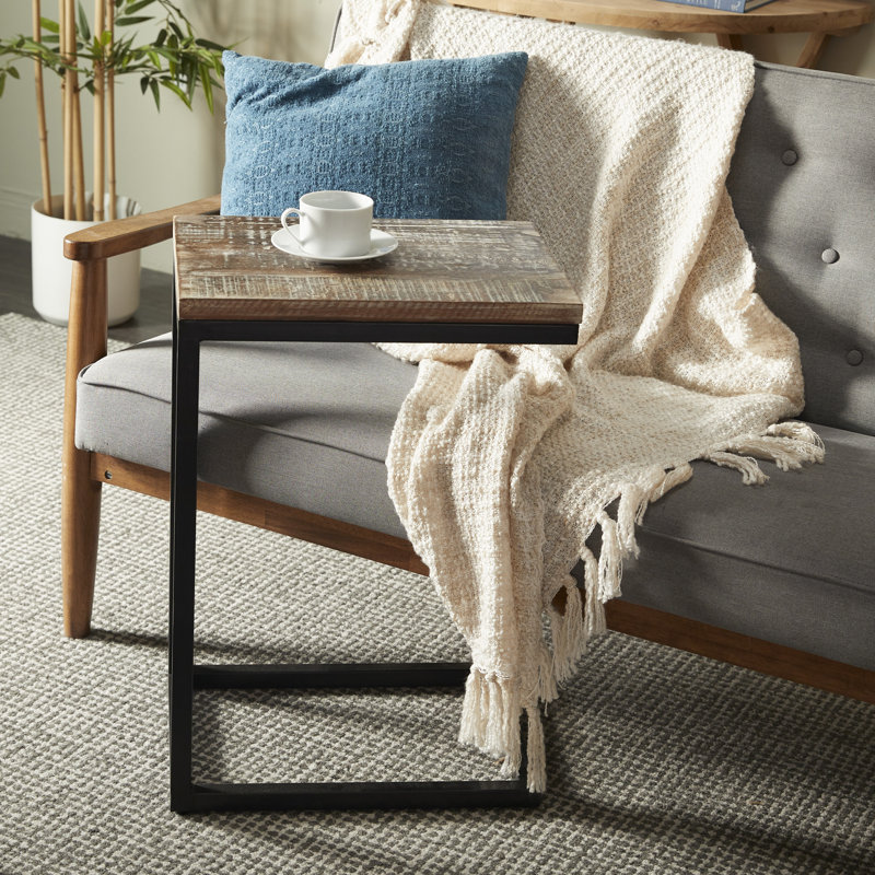 Table d'appoint en métal rustique