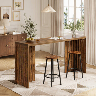 Table de pub étroite à hauteur de comptoir, parfaite pour les petits espaces et les amateurs de design industriel-chic