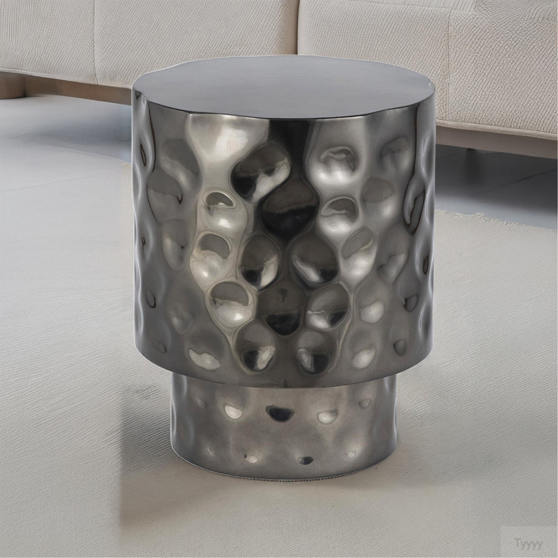 Table de bout en métal au fini nickel