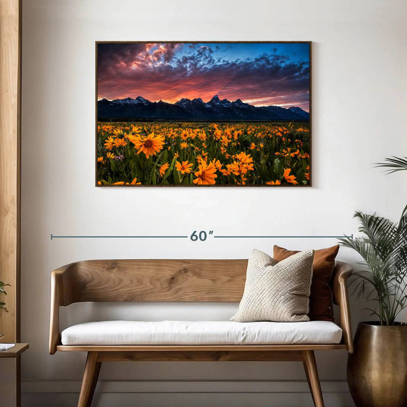 Grand Teton Wildflowers, Cadre flottant en noyer, 43 po x 29 po