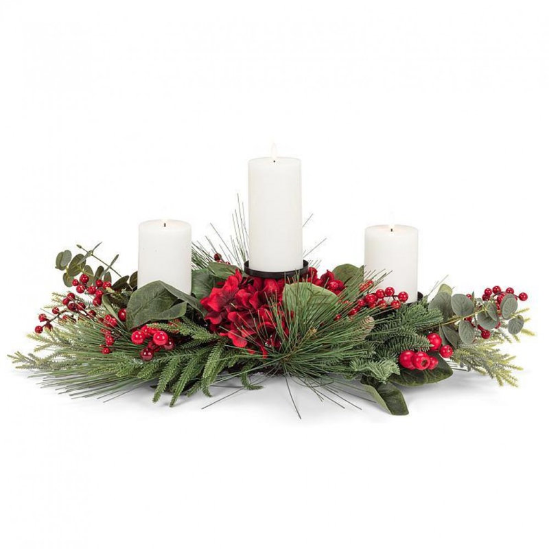 Porte-pilier floral, pin et baies