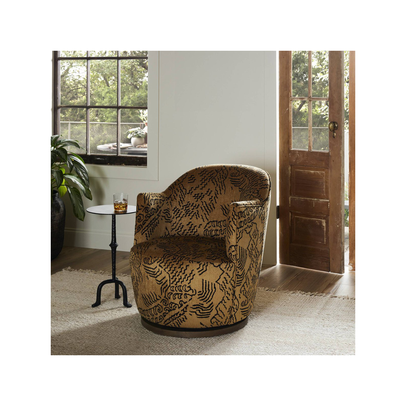 Corson Swivel Accent Chair, Balkan Ochre Rayon / Viscose