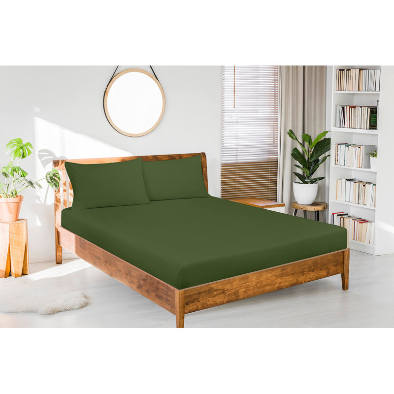 Royale Linens | Ultra Soft Brushed Microfiber | Hotel Luxury Bottom Sheets | Wrinkle Free & Fade Resistant | Deep Pocket Only