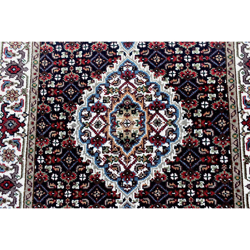 Wool Oriental Area Rug in Ivory, Runner 2'6" x 10