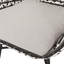 Élégante simplicité, chaise d'appoint de bon goût