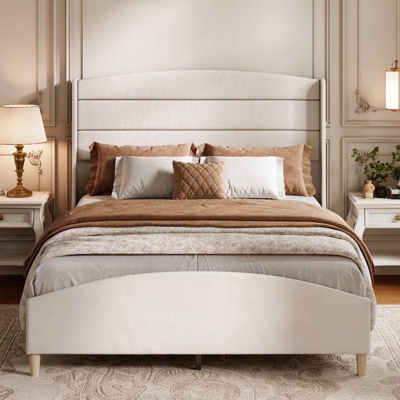 Structure de lit grand format, lit plateforme tapissier en lin doux avec tête de lit à oreilles de 51,6 po de hauteur / pied de lit surélevé, pieds / lattes en bois robuste, silencieux, aucun sommier tapissier requis, style minimaliste moderne