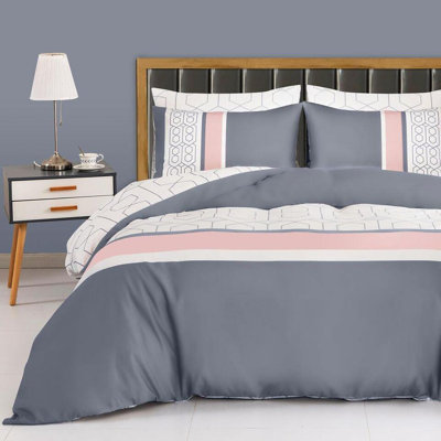 Striped Duvet Cover with Pillow Shams Included