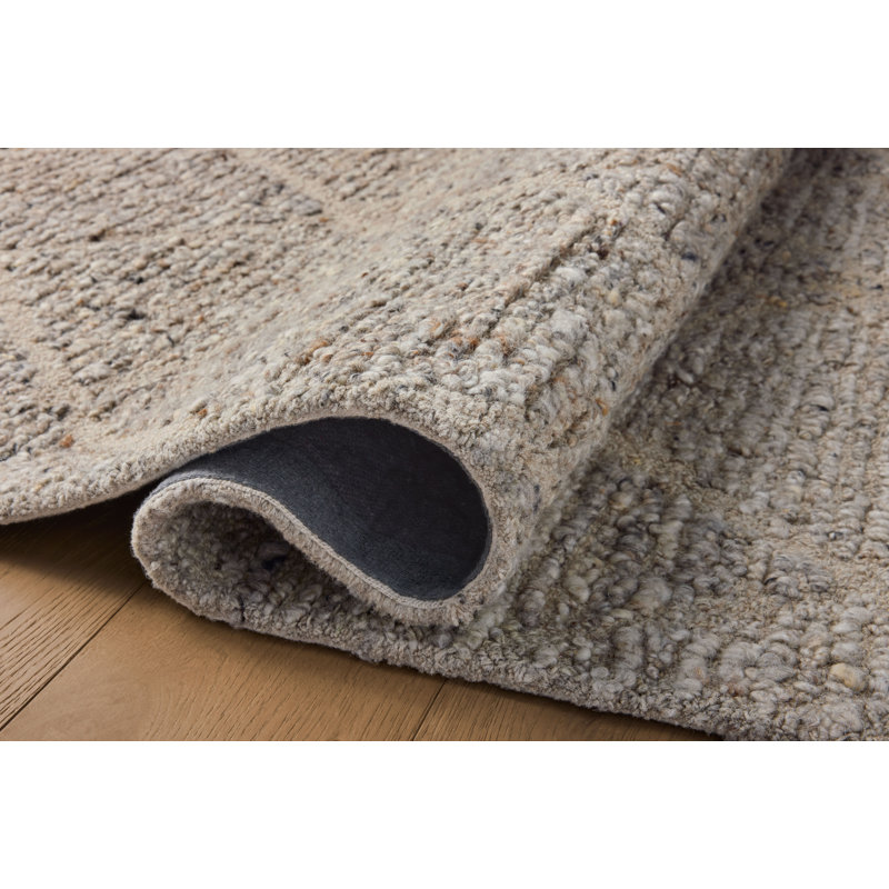 Pebble Gray Tufted Wool Rectangular Rug 2'3" x 3'9"