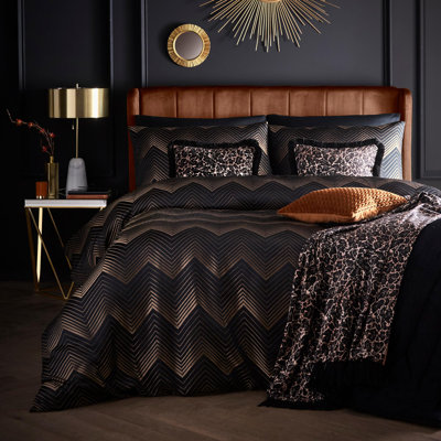 Laurence Llewelyn-Bowen Cocktail Duvet Cover Set Black