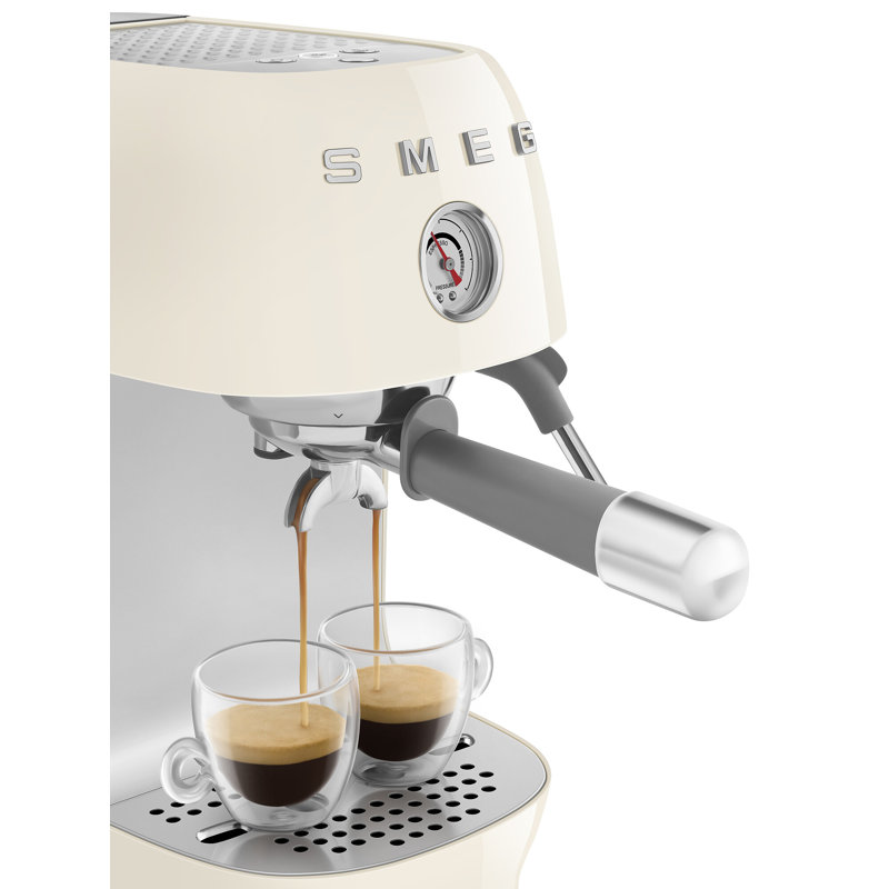 Smeg Manual Espresso Maker With Cold Brew, Cream