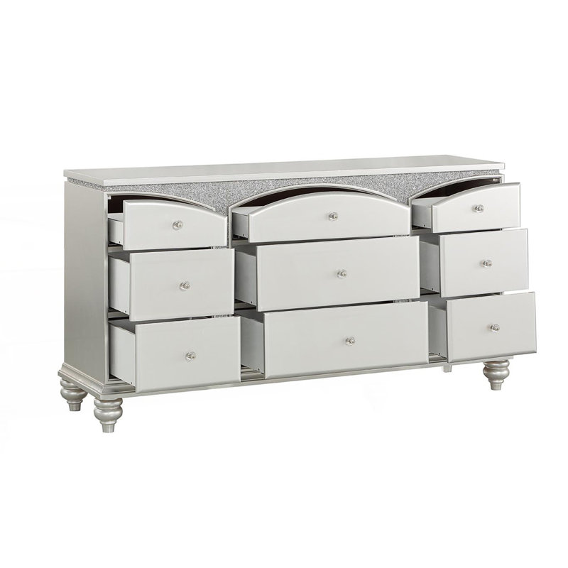 Commode 9 tiroirs avec tiroir supérieur arqué unique