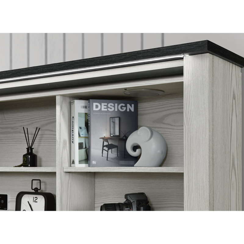 Grand lit à profil bas beige avec tête de lit bibliothèque et barre noire, cadre en bois massif +, style transitionnel pour la chambre à coucher, bois d'hévéa, sommier tapissier beige, bois +,