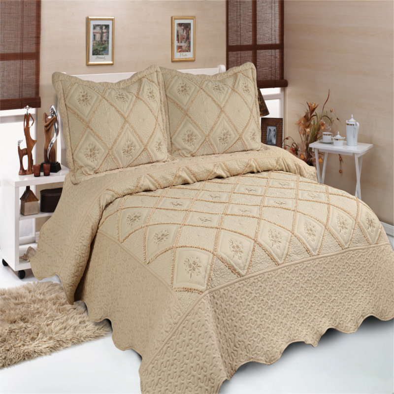 Traditional Percale Quilt, King Quilt + 2 Pillow Shams, Taupe