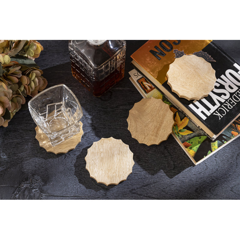 Ensemble de 4 sous-verres festonnés, Brun