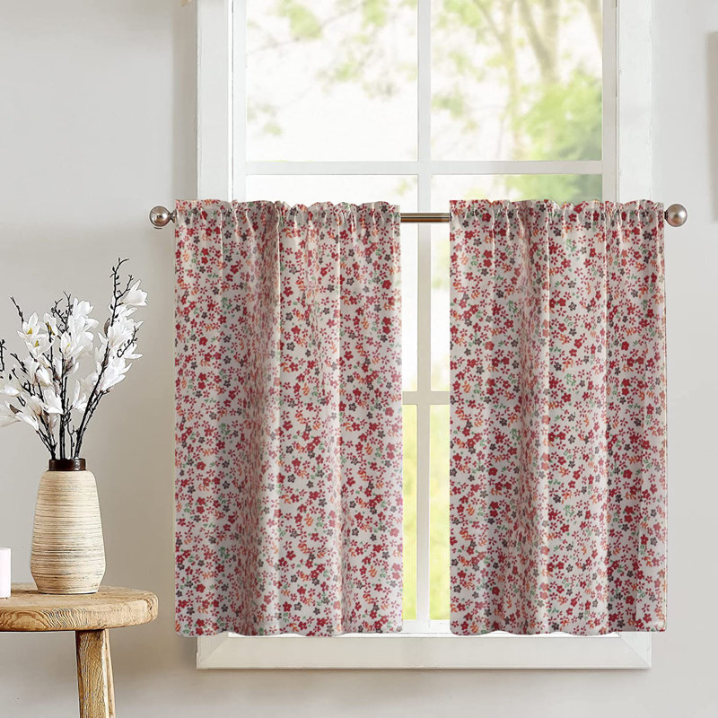 Rideaux à motif de petites fleurs, Rouge / Blanc