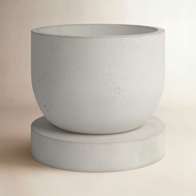 Icarus 17" Ceramic Pot Planter
