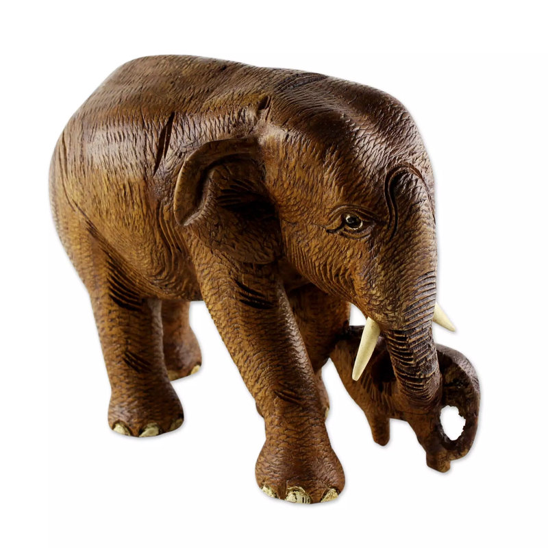 Figurine Love and Care, Brun, Gauche