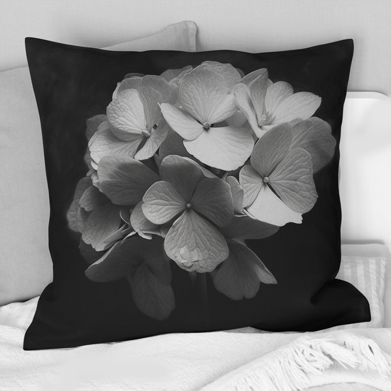 Coussin décoratif à imprimé floral gris et hortensias gris I