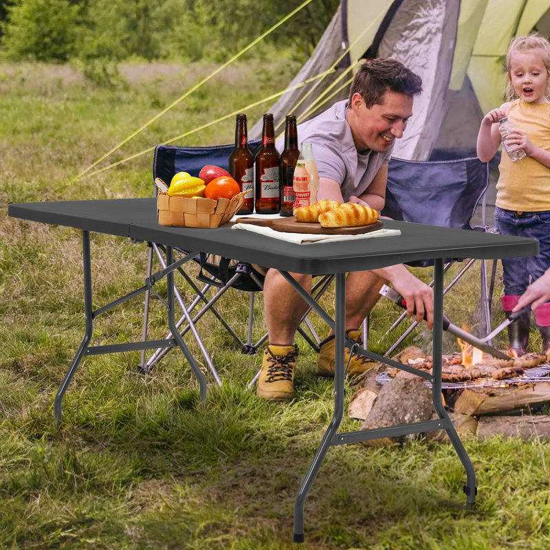 Table pliante en résine de 6 pi avec cadre en acier pliable