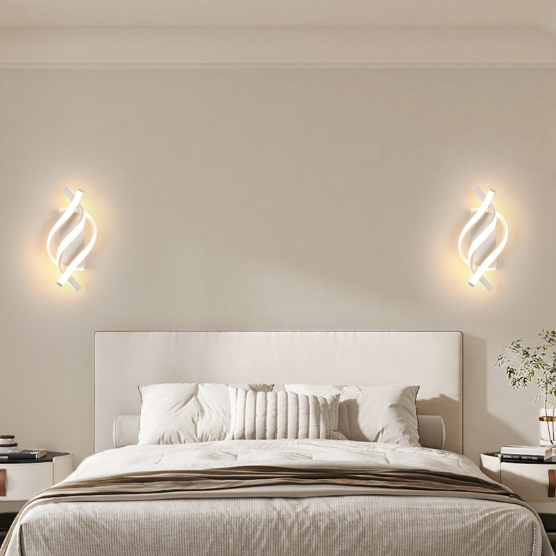 Shulin 3-Light Spiral-shaped Flush Mount Wall Sconce, White, 3000K