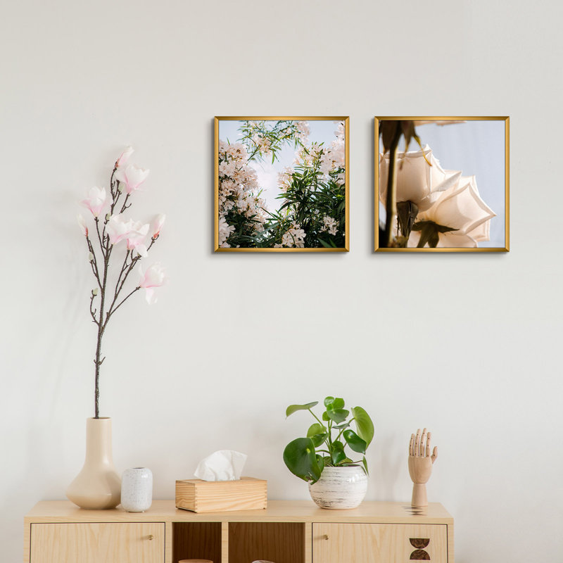 Ensemble de cadres photo en métal avec passe-partout - Basics by Wayfair ™, Bronze, 12 po x 12 po emmêlé à 8 po x 8 po