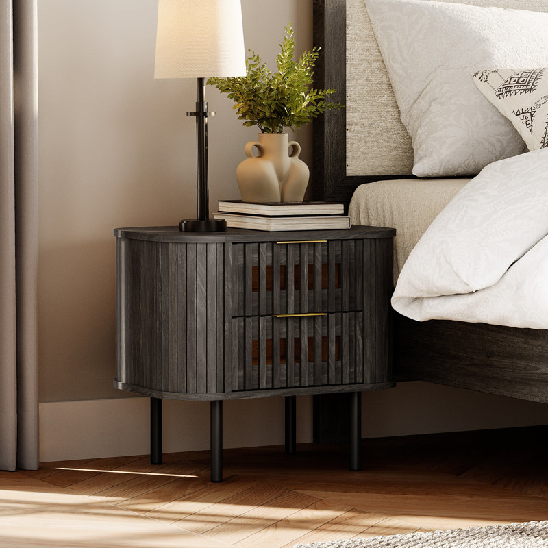 Mid-Century Modern 22.5 '' Fluted Nightstand, Oak
