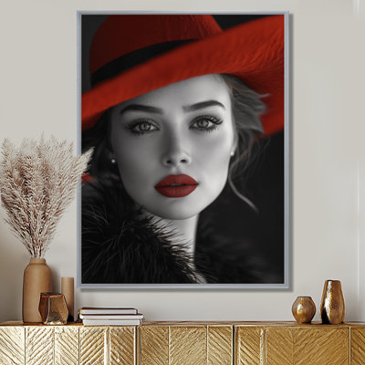  «Woman Portrait With Red Lips Color II - Fashion Woman, art sur toile