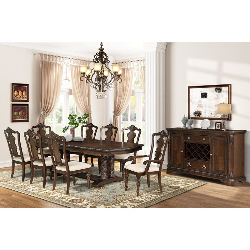 Ensemble repas pour 4 personnes Faircloth