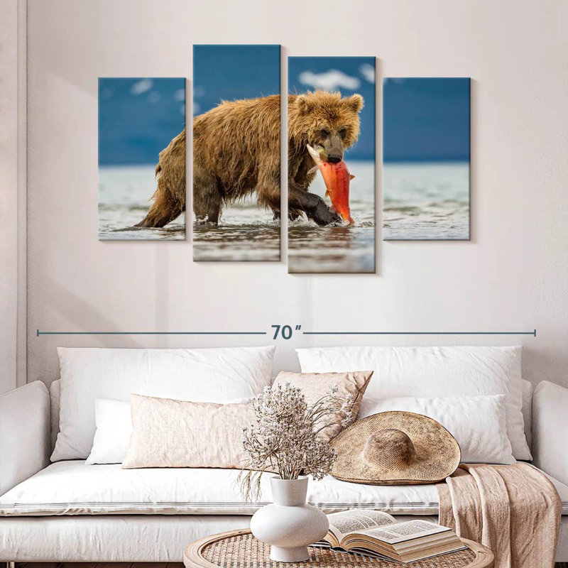 Grizzly de Brampt mangeant du saumon
