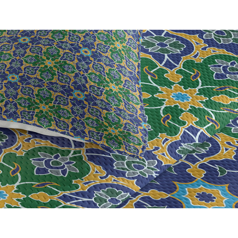 Traditional Polyester Damask Coverlet