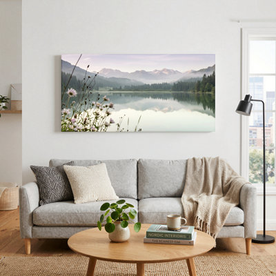Ensemble de 1 tableau sur toile représentant un lac de montagne