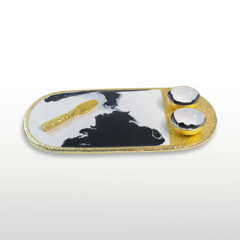 Bianco Nero Cheese Board