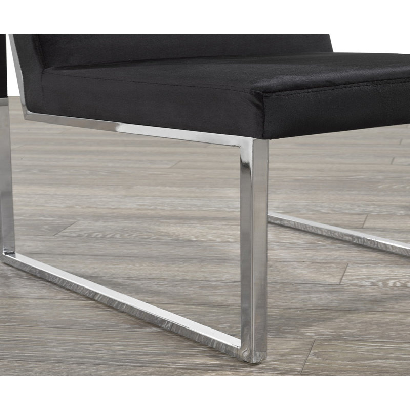 Chaise Barton, Noir