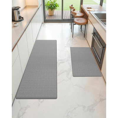 Castelford Plaid Memory Foam Kitchen Mats Ant-Fatigue Non-Skid Kitchen Rugs (Set of 2)