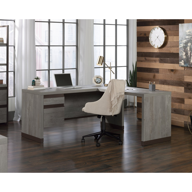 Bureau Manhattan Gate L