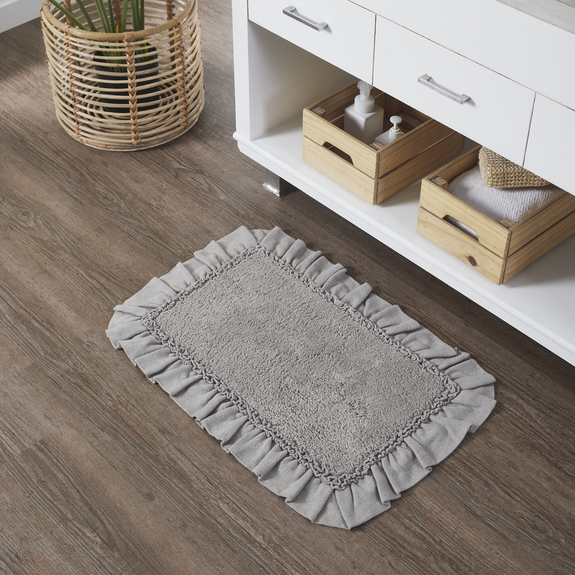 Mersin Gradient Chenille Water Absorbent Soft Plush Bath Rug Sand & Stable Size: 16 W x 24 L, Color: Gray