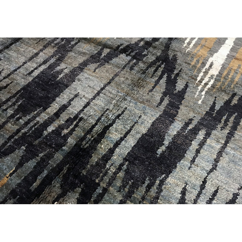Hand-Knotted High-Quality Gray Area Rug