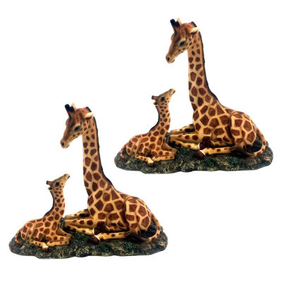 "2-PC Set" ICE ARMOR 9.5"W Giraffe with Cub Sitting Figurine Figurine Statue Ornament Home/Room Decor and Perfect Gift Ideas for House Warming, Holidays and Birthdays Great Collectible Addition