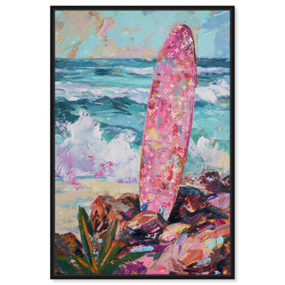 Planche de surf colorée dans le sable, art mural côtier par Art Remedy